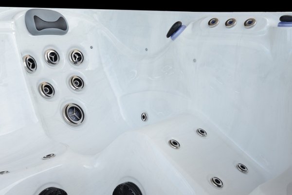 Whirlpool Platinum Spa Z-5 für 5 Personen von axopool